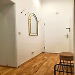 Maisonette-wohnung Im Historischen Jagdschloessl * Beilngries