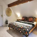 Appartement Maisonette-wohnung Im Historischen Jagdschloessl